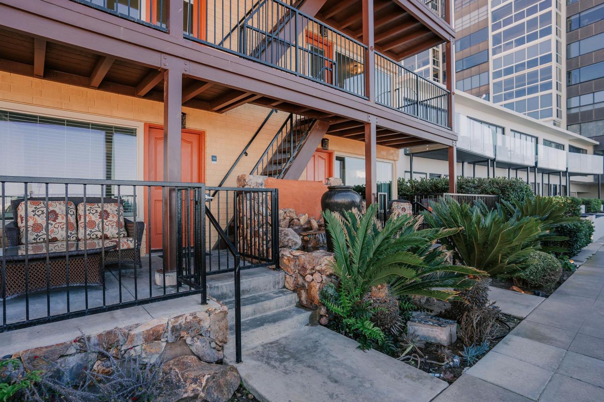 Pantai Inn San Diego Exterior foto